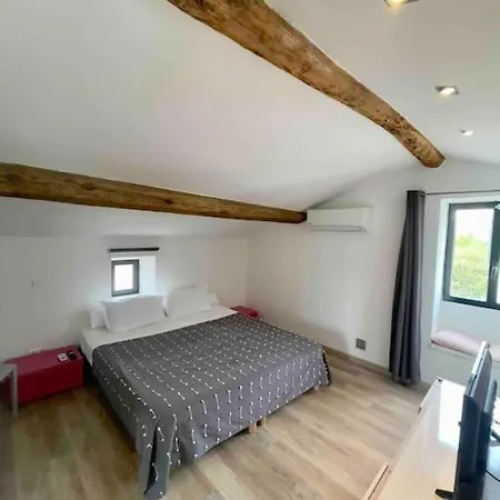 Maison Avec Piscine Chauffee A 15mn De La Plage *